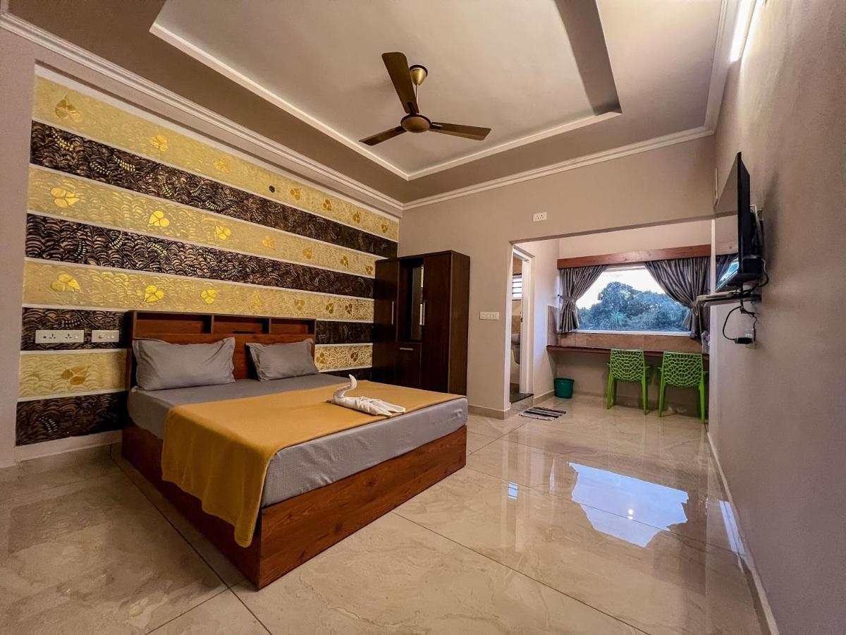Green Palace Resort Vagamon Exterior photo