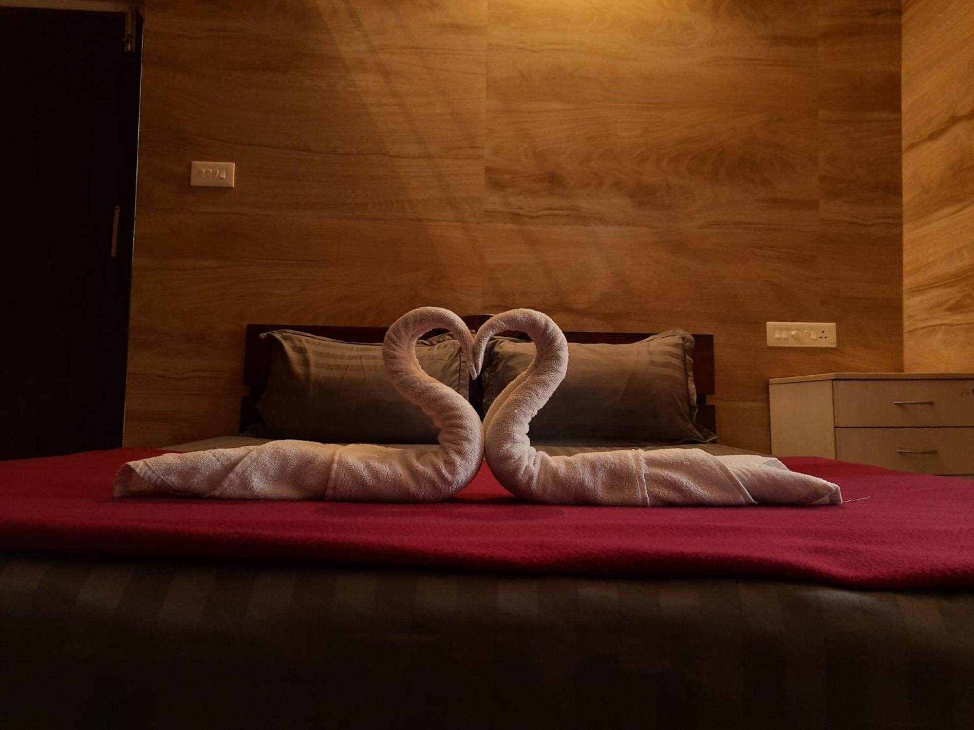 Green Palace Resort Vagamon Exterior photo